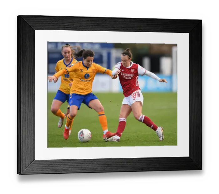 Framed Print : Arsenal's Caitlin Foord Scores Past Everton: FA WSL Showdown