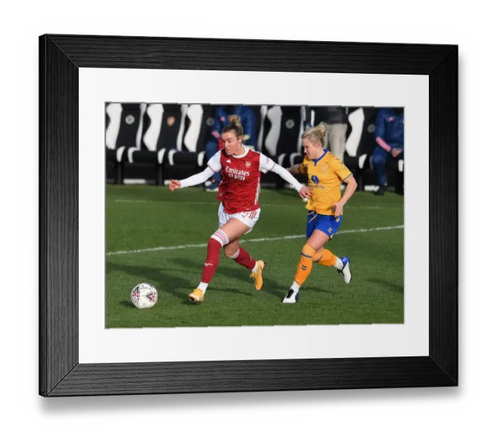 Framed Print : Arsenal Women vs Everton Women: A FA WSL Showdown - Star Clash: Roord vs Christiansen Framed Print : Arsenal Women vs Everton Women: A FA WSL Showdown - Star Clash: Roord vs Christiansen