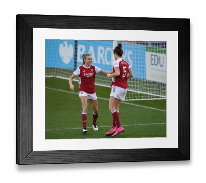 Framed Print : Arsenal Women's Super League Triumph: Beattie Scores Hat-Trick vs. Everton