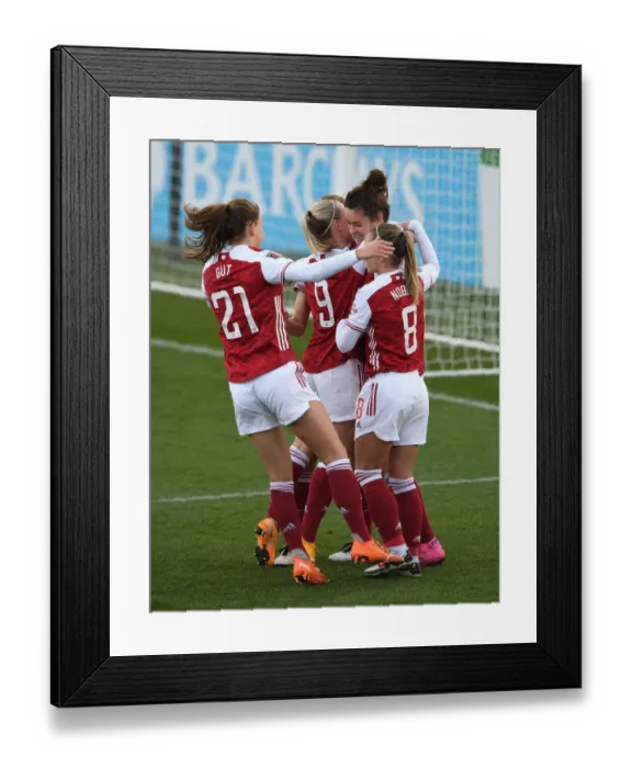 Framed Print : Arsenal Women's Super League Triumph: Beattie Scores Hat-Trick vs. Everton