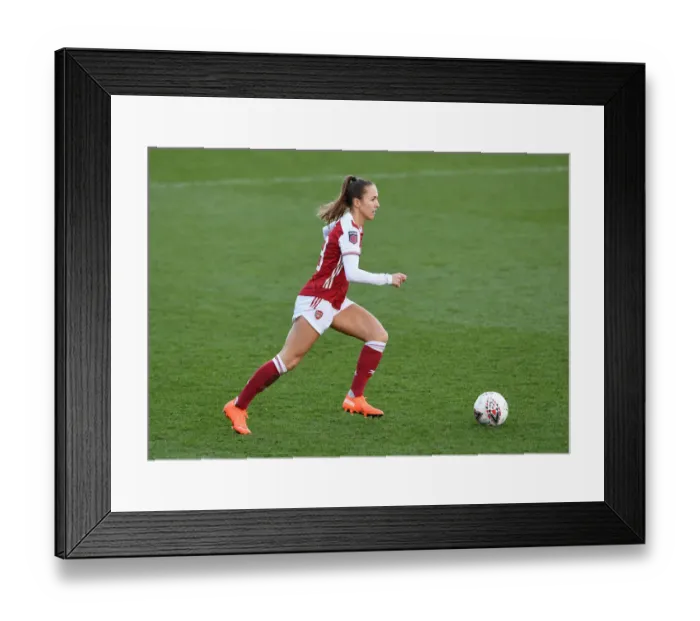 Framed Print : Arsenal Women vs Everton Women: FA WSL Clash - Lia Walti in Action Framed Print : Arsenal Women vs Everton Women: FA WSL Clash - Lia Walti in Action