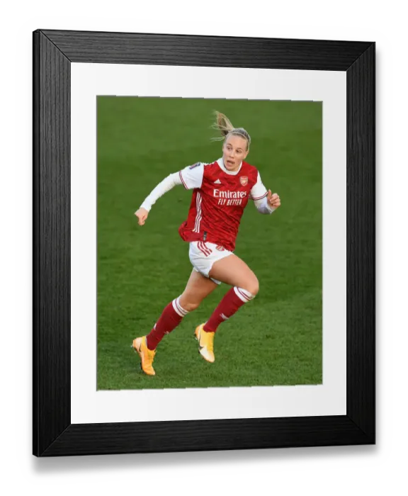 Framed Print : Arsenal's Beth Mead in Action: Arsenal Women vs Everton Women, FA WSL (December 2020)