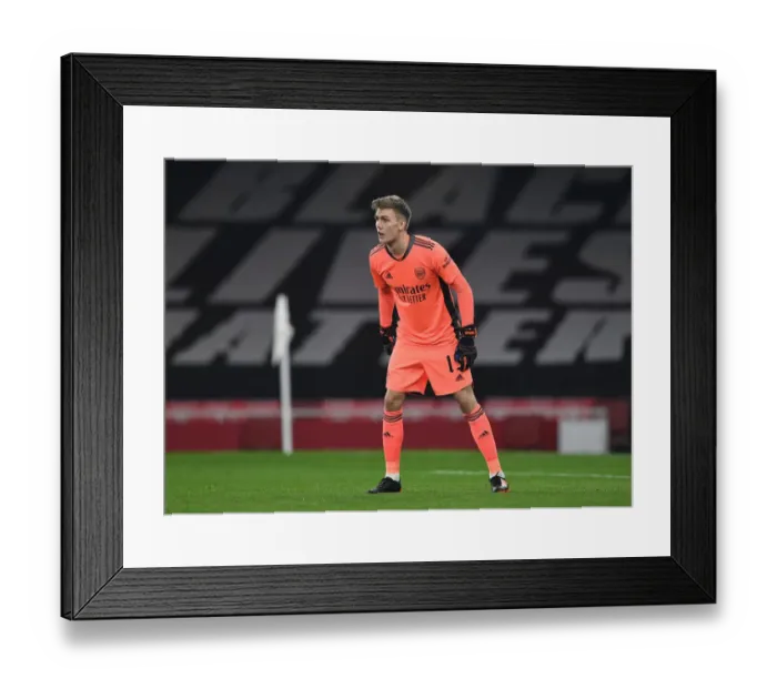 Framed Print : Arsenal vs Manchester City: Carabao Cup Clash at Emirates Stadium