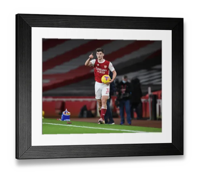 Framed Print : Arsenal vs Chelsea: Tierney at Empty Emirates - Premier League 2020-21 Framed Print : Arsenal vs Chelsea: Tierney at Empty Emirates - Premier League 2020-21