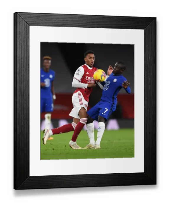 Framed Print : Arsenal vs. Chelsea: Willock Outwits Kante at the Emirates