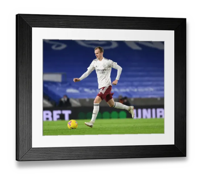 Framed Print : Brighton & Hove Albion v Arsenal - Premier League Brighton & Hove Albion v Arsenal Framed Print : Brighton & Hove Albion v Arsenal - Premier League Brighton & Hove Albion v Arsenal