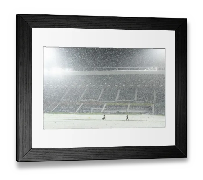 Framed Print : Snowy Showdown: Arsenal vs. West Bromwich Albion, Premier League 2020-21