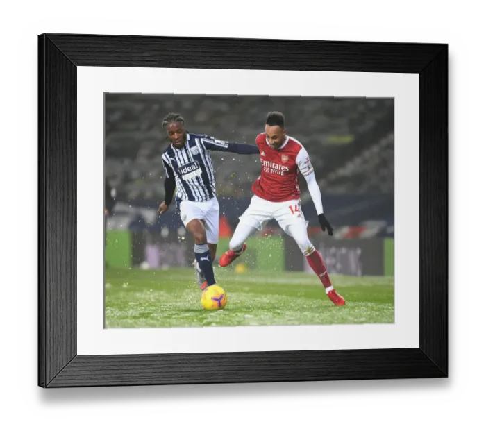 Framed Print : Aubameyang vs Sawyers: Intense Rivalry in Arsenal's Battle against West Bromwich Albion (Premier League, 2020-21) Framed Print : Aubameyang vs Sawyers: Intense Rivalry in Arsenal's Battle against West Bromwich Albion (Premier League, 2020-21)