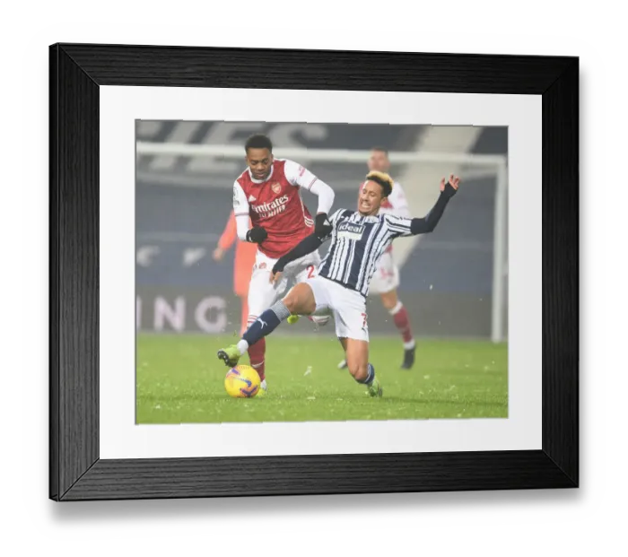 Framed Print : Joe Willock vs Callum Robinson: Clash at The Hawthorns - West Bromwich Albion vs Arsenal, Premier League 2020-21 Framed Print : Joe Willock vs Callum Robinson: Clash at The Hawthorns - West Bromwich Albion vs Arsenal, Premier League 2020-21