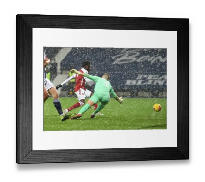 Framed Print : Bukayo Saka Scores Arsenal's Second Goal: West Bromwich Albion vs Arsenal, Premier League 2020-21