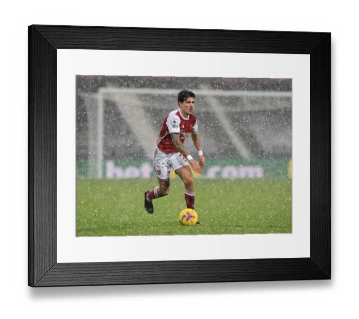 Framed Print : Hector Bellerin: In Action for Arsenal Against West Bromwich Albion, Premier League 2020-21 Framed Print : Hector Bellerin: In Action for Arsenal Against West Bromwich Albion, Premier League 2020-21