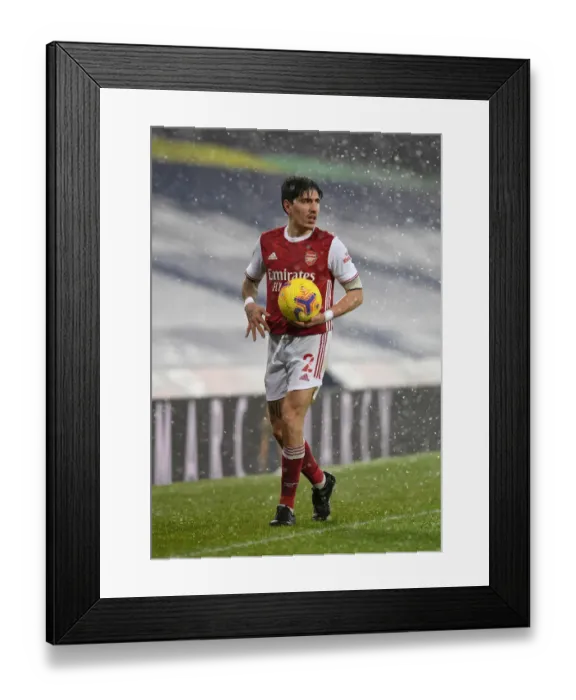 Framed Print : Hector Bellerin: Arsenal vs. West Bromwich Albion, Premier League 2020-21