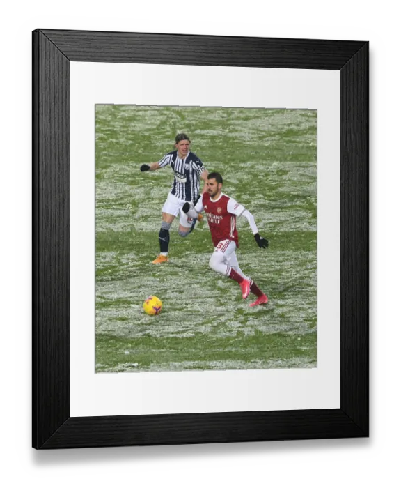Framed Print : Dani Ceballos Under Intense Pressure: A Battle Against West Bromwich Albion, Premier League 2020-21 Framed Print : Dani Ceballos Under Intense Pressure: A Battle Against West Bromwich Albion, Premier League 2020-21