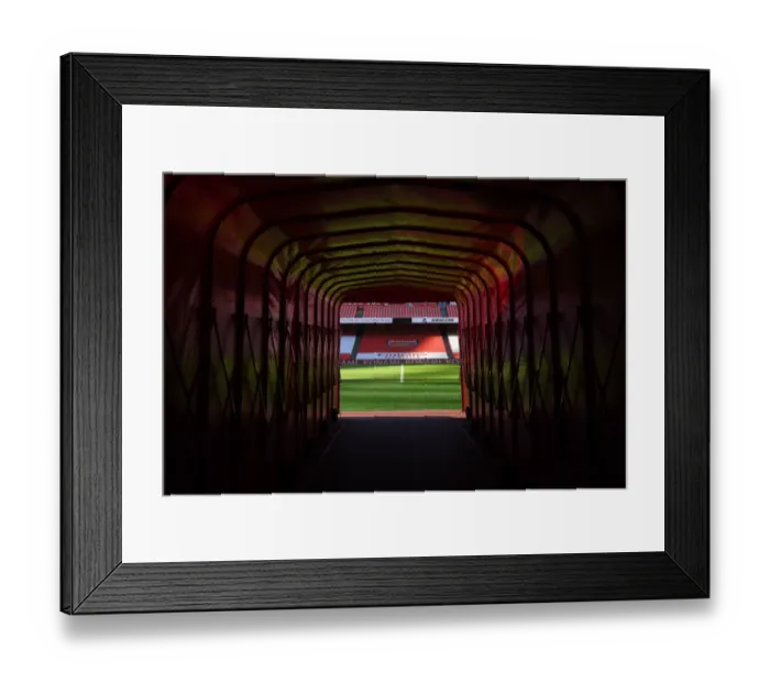 Framed Print : Arsenal v Newcastle United: FA Cup Third Round at Emirates Stadium (Behind Closed Doors)