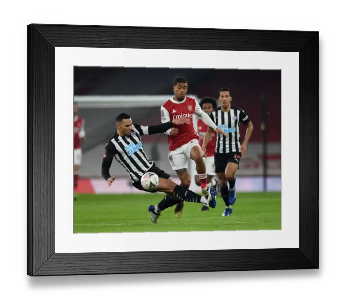 Framed Print : Arsenal vs Newcastle United: Nelson vs Lascelles - FA Cup Clash Framed Print : Arsenal vs Newcastle United: Nelson vs Lascelles - FA Cup Clash