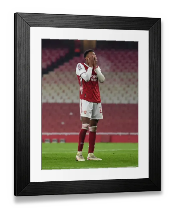 Framed Print : Arsenal's Joe Willock in Action against Newcastle United in FA Cup Third Round