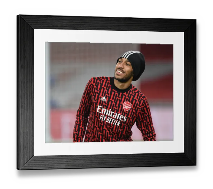 Framed Print : Arsenal's Aubameyang Prepares for Palace Clash in Empty Emirates Stadium (2020-21)