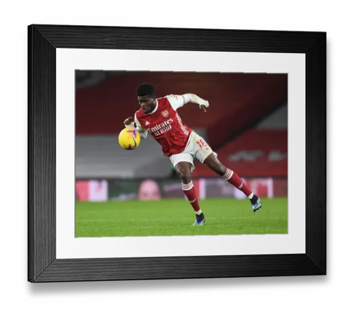 Framed Print : Thomas Partey in Action: Empty Emirates Stadium - Arsenal vs. Crystal Palace, Premier League 2021