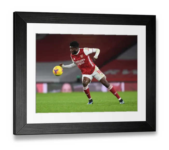 Framed Print : Thomas Partey in Action: Arsenal vs. Crystal Palace (2020-21) - Emirates Stadium (Behind Closed Doors)