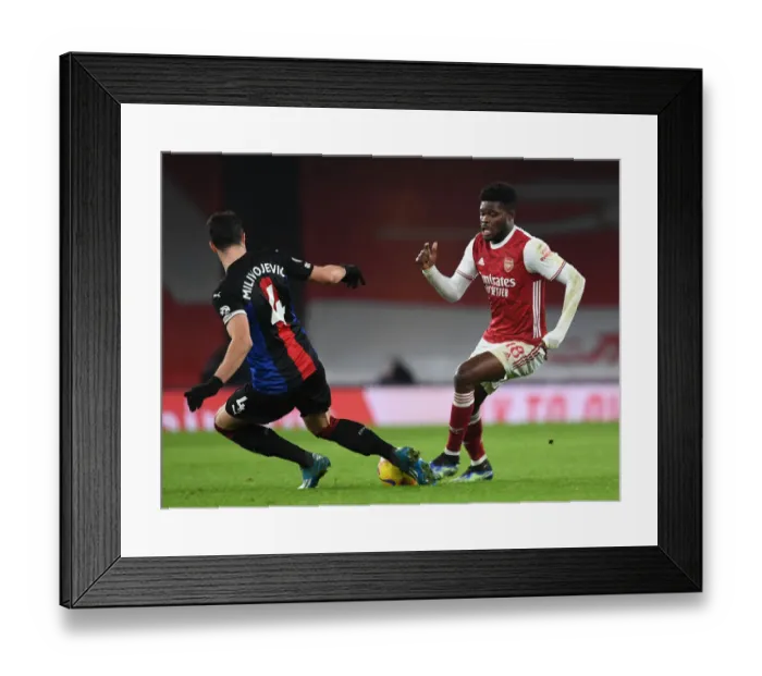 Framed Print : Arsenal vs Crystal Palace: Thomas Partey and Luka Milivojevic Clash in Empty Emirates Stadium, Premier League 2021