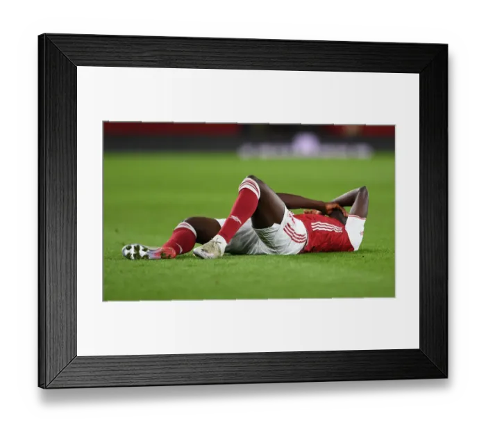 Framed Print : Arsenal's Bukayo Saka in Action against Newcastle United - Emirates Stadium, 2021 (Premier League, COVID-19 Restrictions)