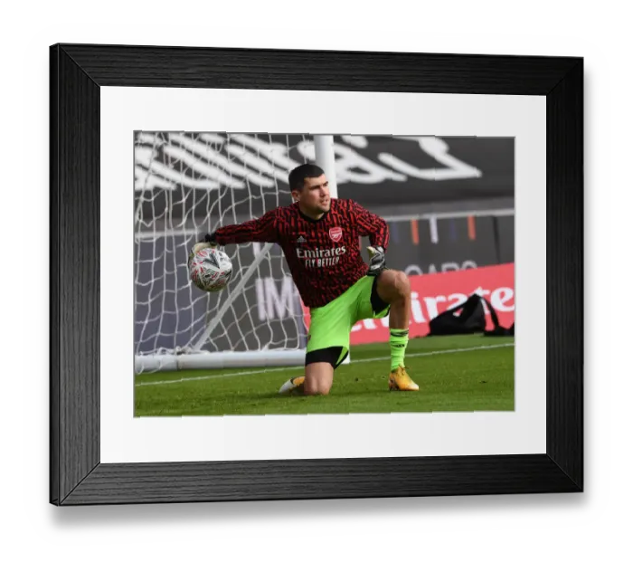 Framed Print : Arsenal's Emirates FA Cup Journey: Southampton Showdown Amidst Pandemic