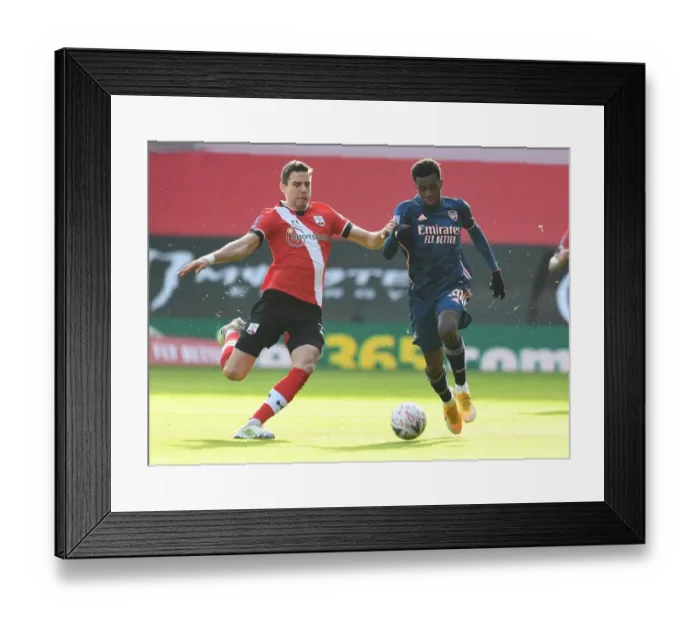 Framed Print : Arsenal vs Southampton: Emirates FA Cup Fourth Round Clash Amidst Pandemic