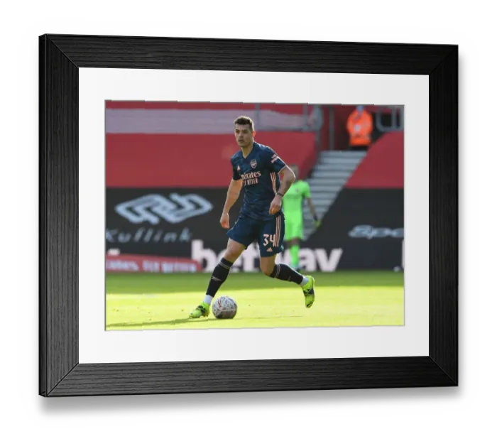 Framed Print : Behind Closed Doors: Granit Xhaka in FA Cup Action - Southampton vs Arsenal (January 2021) Framed Print : Behind Closed Doors: Granit Xhaka in FA Cup Action - Southampton vs Arsenal (January 2021)