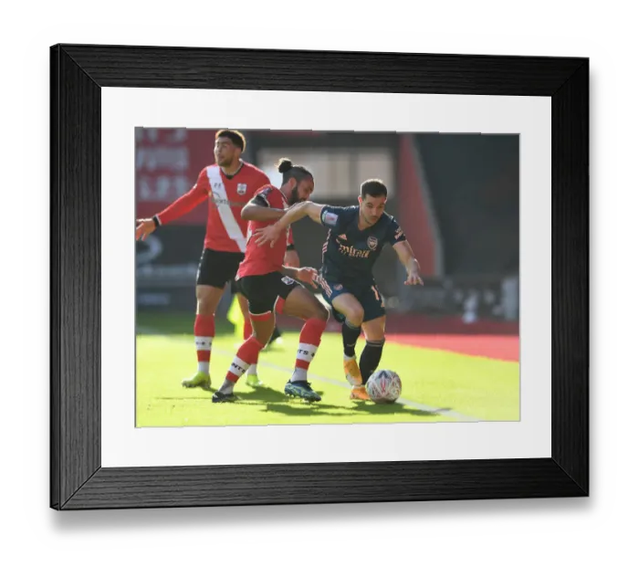 Framed Print : Arsenal vs Southampton: Emirates FA Cup Clash Amidst Empty Stands (2020-21)