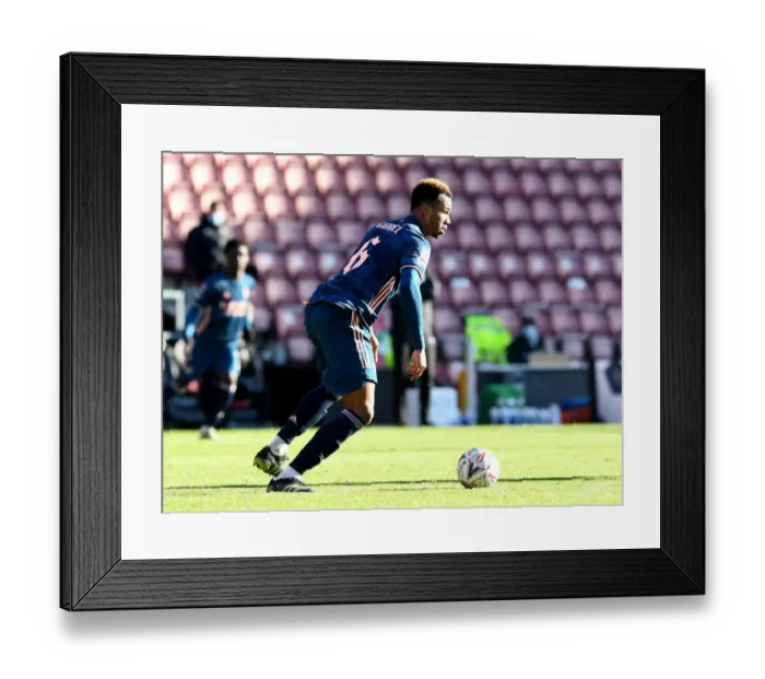 Framed Print : Arsenal's Gabriel Magalhaes in FA Cup Action: Southampton vs Arsenal (FA Cup 4th Round 2021)