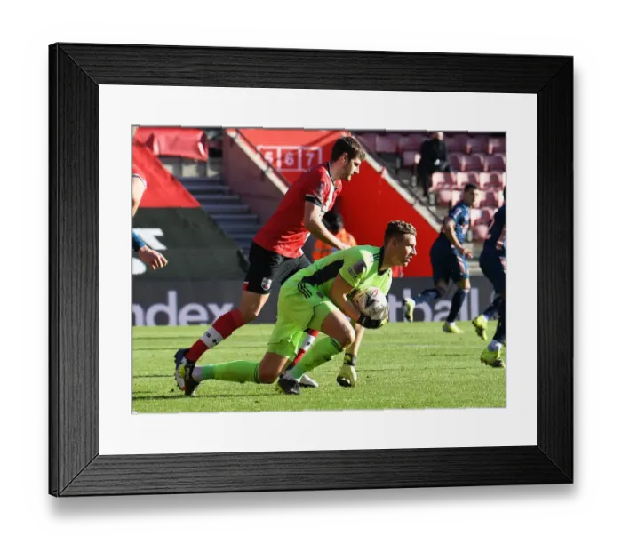 Framed Print : Arsenal's Bernd Leno in FA Cup Action: Southampton vs Arsenal (FA Cup 4th Round 2021) Framed Print : Arsenal's Bernd Leno in FA Cup Action: Southampton vs Arsenal (FA Cup 4th Round 2021)