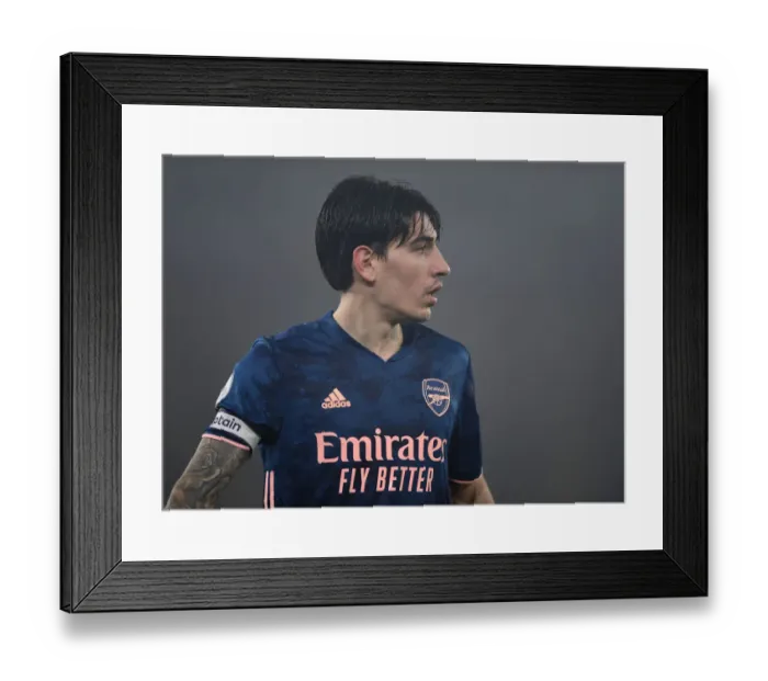 Framed Print : Arsenal's Hector Bellerin at Southampton's Empty St. Mary's Stadium - Premier League 2020-21 Framed Print : Arsenal's Hector Bellerin at Southampton's Empty St. Mary's Stadium - Premier League 2020-21