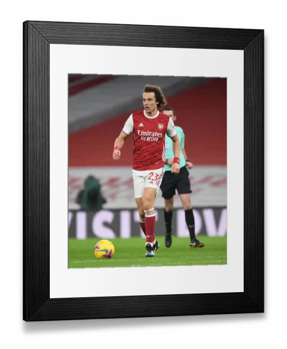 Framed Print : Empty Battle: Arsenal vs Manchester United at the Ghostly Emirates Stadium (2020-21)