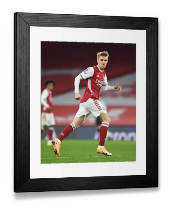 Framed Print : Empty Arsenal vs Manchester United: Ghostly Showdown at the Emirates Stadium (2020-21) Framed Print : Empty Arsenal vs Manchester United: Ghostly Showdown at the Emirates Stadium (2020-21)