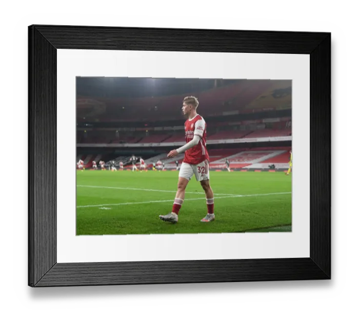 Framed Print : Arsenal's Emile Smith Rowe Substituted in Empty Emirates During Arsenal vs Manchester United (2020-21) Framed Print : Arsenal's Emile Smith Rowe Substituted in Empty Emirates During Arsenal vs Manchester United (2020-21)