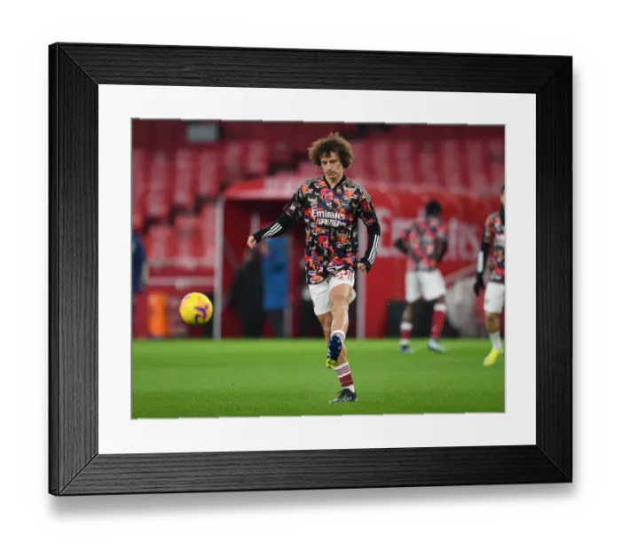 Framed Print : Arsenal vs Manchester United: David Luiz Warms Up Ahead of Empty Emirates Stadium Clash (2020-21) Framed Print : Arsenal vs Manchester United: David Luiz Warms Up Ahead of Empty Emirates Stadium Clash (2020-21)