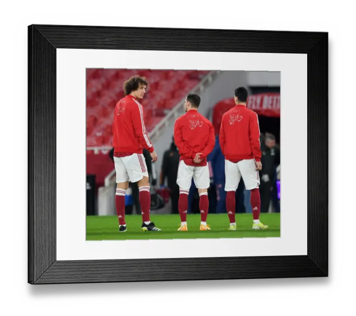 Framed Print : Arsenal vs Manchester United: Empty Rivalry (2020-21) Framed Print : Arsenal vs Manchester United: Empty Rivalry (2020-21)