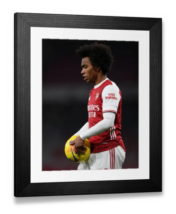 Framed Print : Arsenal vs Manchester United: Empty Battle at the Ghostly Emirates Stadium (2020-21) Framed Print : Arsenal vs Manchester United: Empty Battle at the Ghostly Emirates Stadium (2020-21)