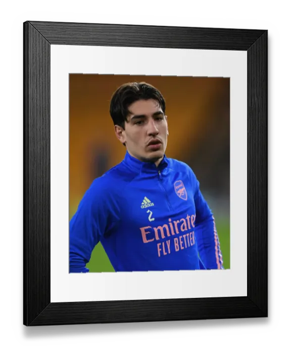 Framed Print : Arsenal's Hector Bellerin Prepares for Wolverhampton Wanderers Clash in Premier League (2020-21) Framed Print : Arsenal's Hector Bellerin Prepares for Wolverhampton Wanderers Clash in Premier League (2020-21)