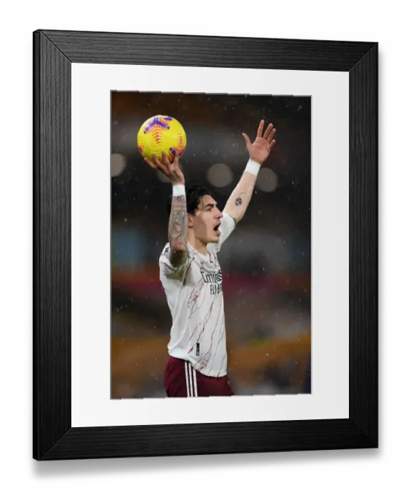 Framed Print : Hector Bellerin in Action: Arsenal vs. Wolverhampton Wanderers, Premier League 2020-21 Framed Print : Hector Bellerin in Action: Arsenal vs. Wolverhampton Wanderers, Premier League 2020-21