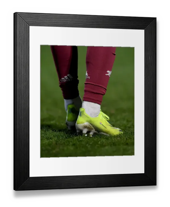 Framed Print : Vivianne Miedema in Action: Chelsea Women vs Arsenal Women, FA WSL 2021 Framed Print : Vivianne Miedema in Action: Chelsea Women vs Arsenal Women, FA WSL 2021