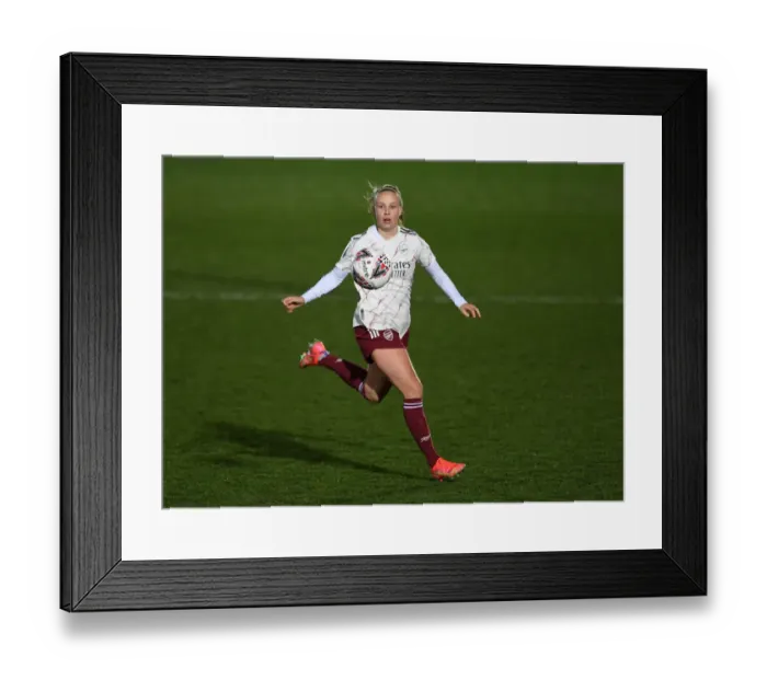 Framed Print : Arsenal's Beth Mead in Action: Chelsea Women vs. Arsenal Women, FA WSL Match, 2021 - Kingston Upon Thames Framed Print : Arsenal's Beth Mead in Action: Chelsea Women vs. Arsenal Women, FA WSL Match, 2021 - Kingston Upon Thames