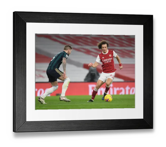 Framed Print : David Luiz in Action: Arsenal vs Leeds United, Premier League 2021 Framed Print : David Luiz in Action: Arsenal vs Leeds United, Premier League 2021