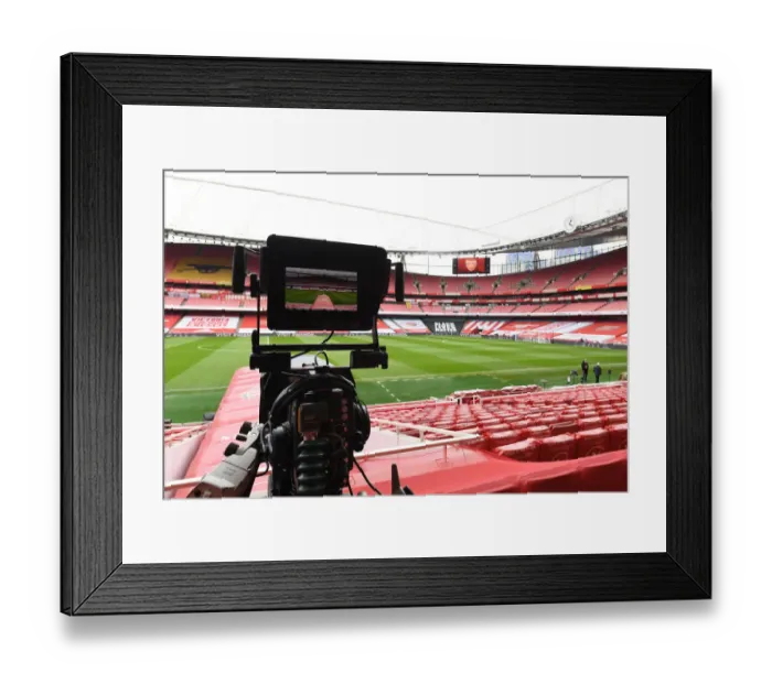 Framed Print : Arsenal vs Leeds United: Premier League Showdown at Emirates Stadium Framed Print : Arsenal vs Leeds United: Premier League Showdown at Emirates Stadium