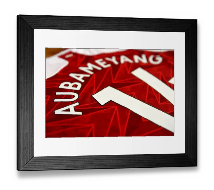 Framed Print : Arsenal: Aubameyang's Pre-Match Focus Against Leeds United (Premier League 2020-21)