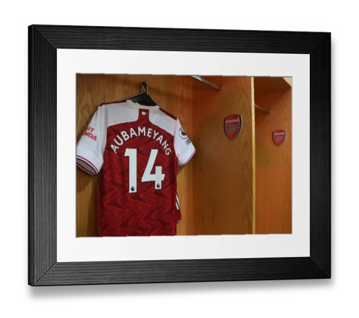 Framed Print : Arsenal: Aubameyang's Pre-Match Focus before Arsenal vs Leeds United (2020-21)