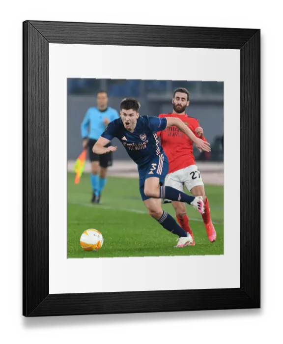 Framed Print : SL Benfica v Arsenal FC - UEFA Europa League Round Of 32 Leg One Framed Print : SL Benfica v Arsenal FC - UEFA Europa League Round Of 32 Leg One