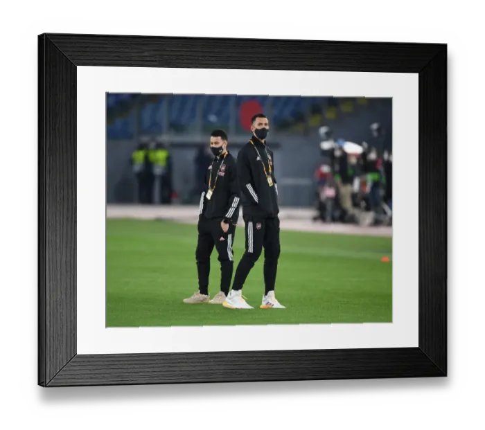 Framed Print : Arsenal FC: Martinelli and Leno Prepare for SL Benfica Showdown in Europa League Round of 32 (Italy, 2021) Framed Print : Arsenal FC: Martinelli and Leno Prepare for SL Benfica Showdown in Europa League Round of 32 (Italy, 2021)