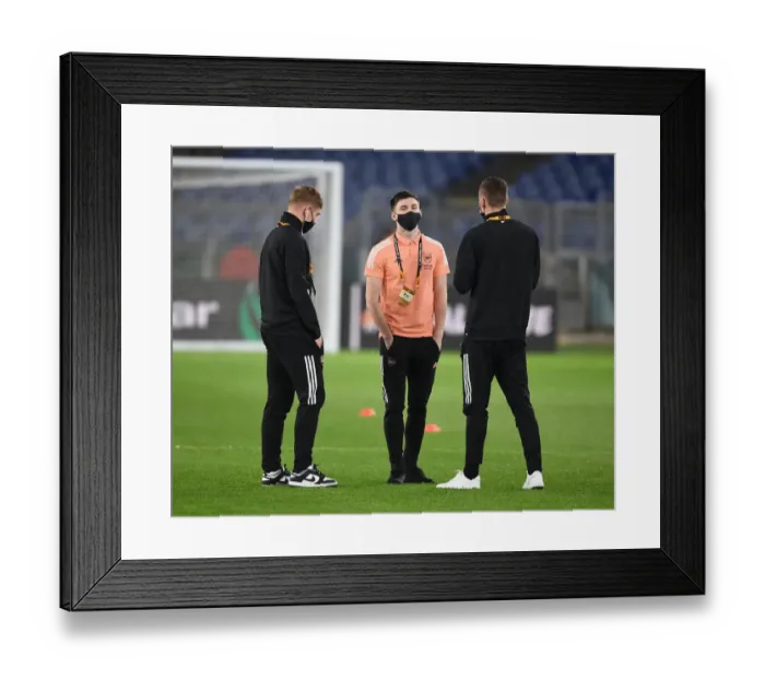 Framed Print : Arsenal's Smith Rowe, Tierney, and Leno Prepare for SL Benfica Clash in Europa League Framed Print : Arsenal's Smith Rowe, Tierney, and Leno Prepare for SL Benfica Clash in Europa League