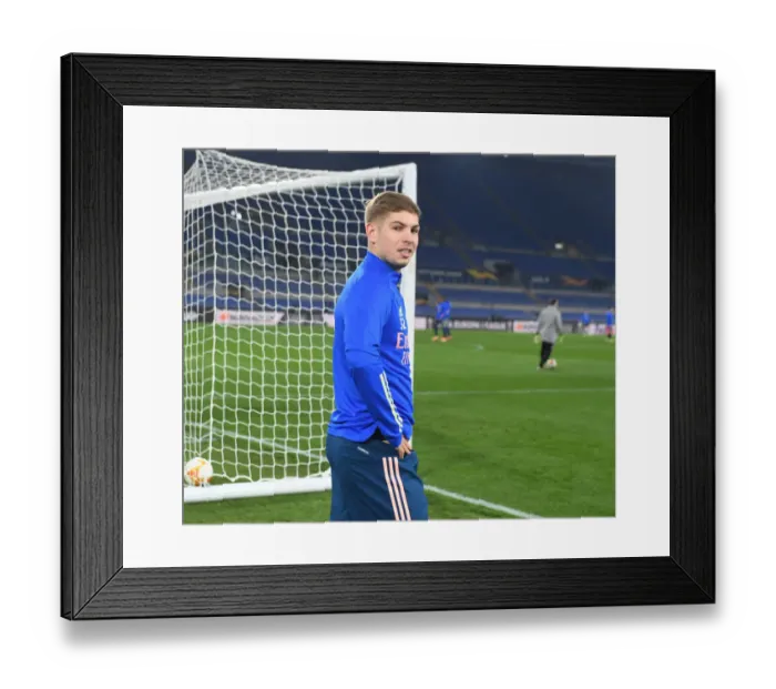Framed Print : Arsenal vs. SL Benfica: Europa League Clash in Rome